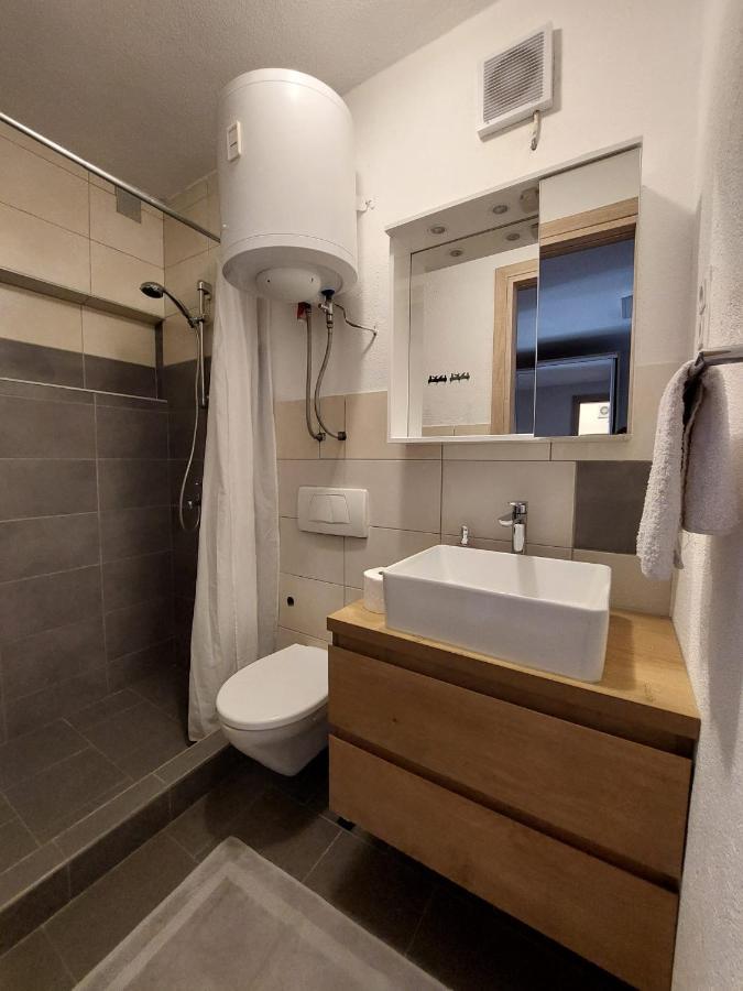 Guest House Sandra Tisno Buitenkant foto